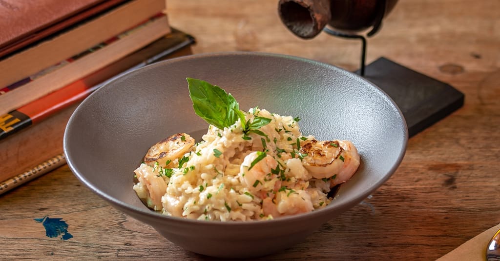 Main Course W/ Soft Beverage & Optional Plate Painting Activity Abu Dhabi restaurants Shop Online at Dubai Trades 12