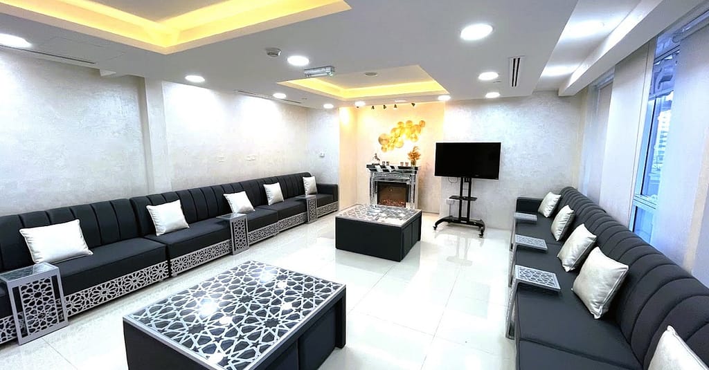 Manicure And Pedicure Services At Luvih Shine Beauty Saloon Abu Dhabi other Shop Online at Dubai Trades 4