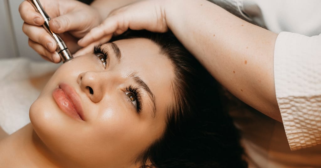 One Or Three Sessions Of Treatment Packages For Hair And Face Dubai other Shop Online at Dubai Trades 2