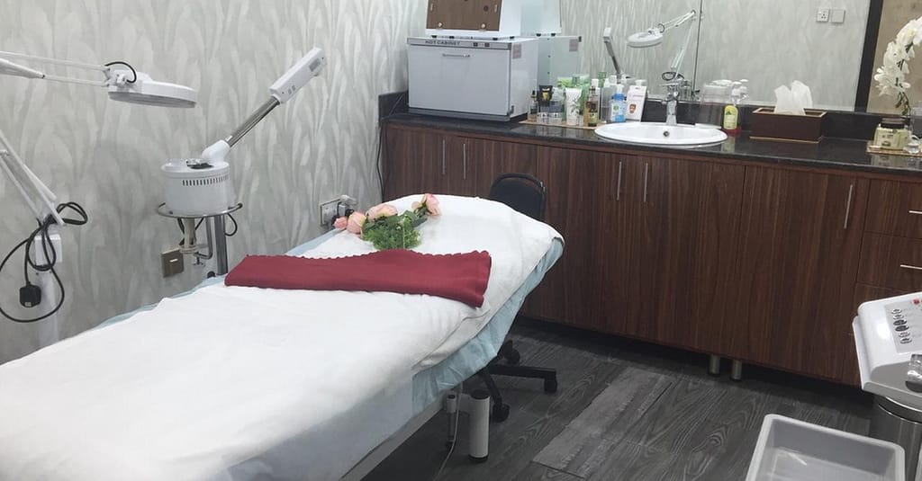 Pamper & Relax: Manicure, Pedicure, & Spa Treatment Dubai other Shop Online at Dubai Trades 6