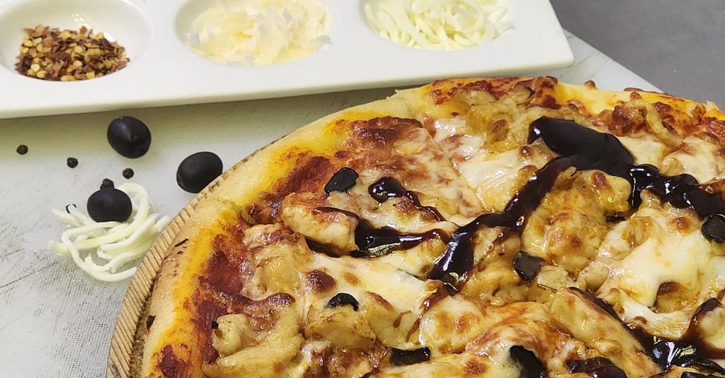 Pick Appetizer And Pizzas From Menu Dubai restaurants Shop Online at Dubai Trades 3