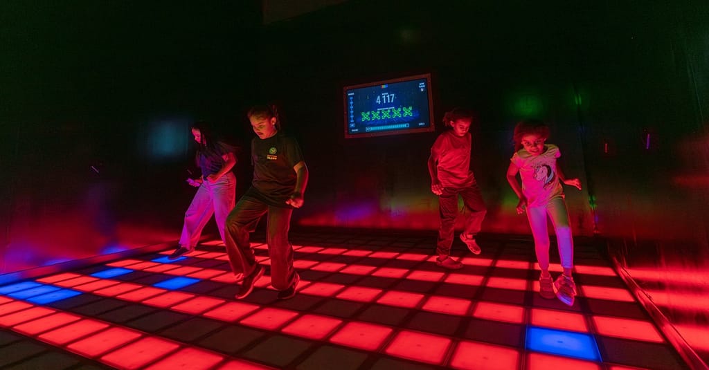 Pixel Lighting Game For Upto Four! Dubai activities Shop Online at Dubai Trades 4