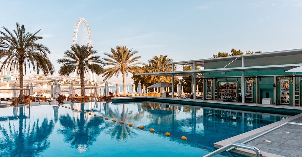 Premium 3 Course Menu +Water W/ Optional 1 Glass – Grape Or Pool/Beach Dubai activities Shop Online at Dubai Trades 2