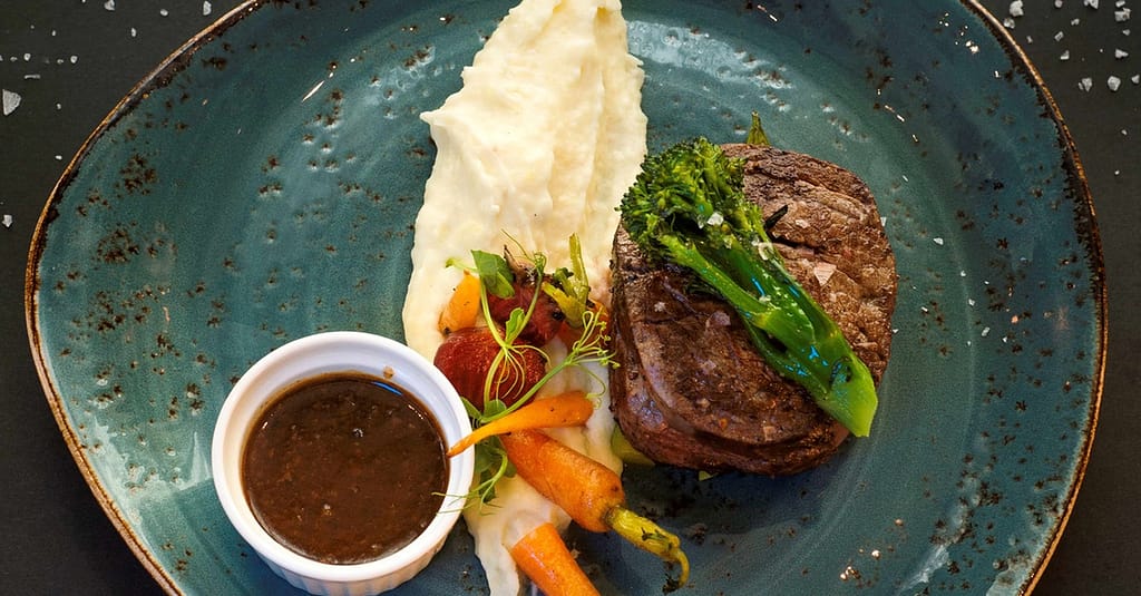 Premium Set Menu From Le Bistrot At 5* Sheraton Abu Dhabi Abu Dhabi restaurants Shop Online at Dubai Trades 3