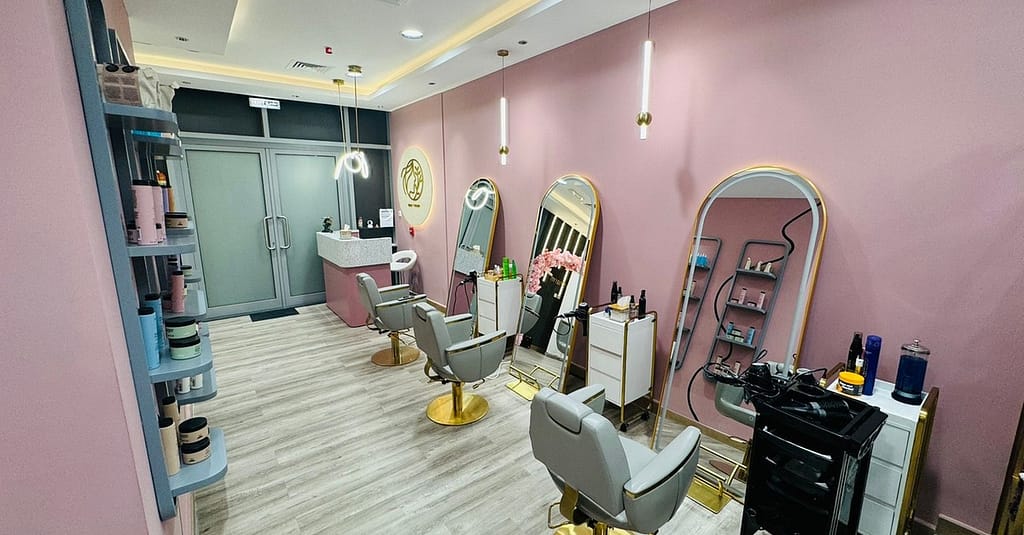 Luxurious Eyelash Transformation In A Serene Setting Dubai other Shop Online at Dubai Trades 4