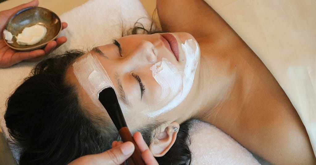 Relax With A 60 Or 90-Minute Spa Treatment At Prime Hotel Locations! Dubai other Shop Online at Dubai Trades 18