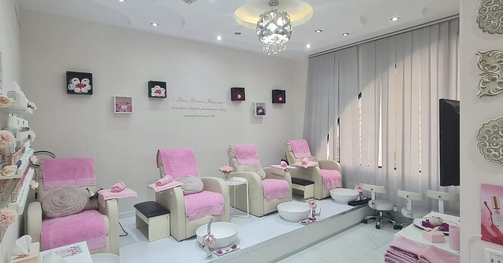Relax With The Choice Of Spa Treatments At The Glam House Beauty Salon Abu Dhabi other Shop Online at Dubai Trades 4