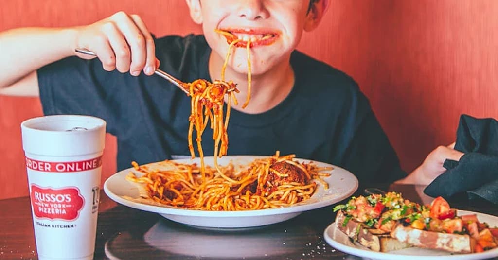Relish With Classic Or Premium Pizza! Abu Dhabi restaurants Shop Online at Dubai Trades 10