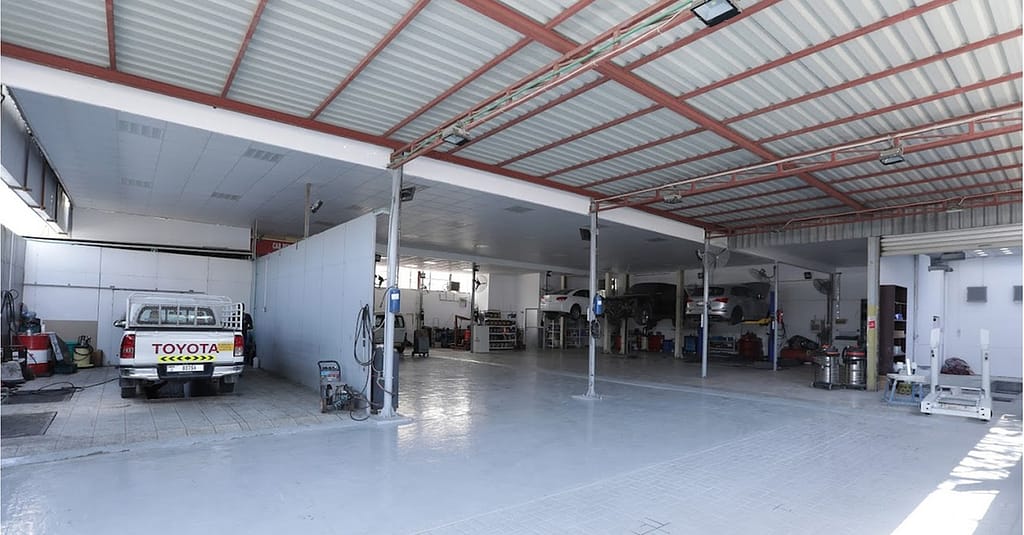 Restore W/ 1 Or 4 Alloy Rim Repairs Or 2 Or 4 Caliper Fancy Paint Dubai car Shop Online at Dubai Trades 3