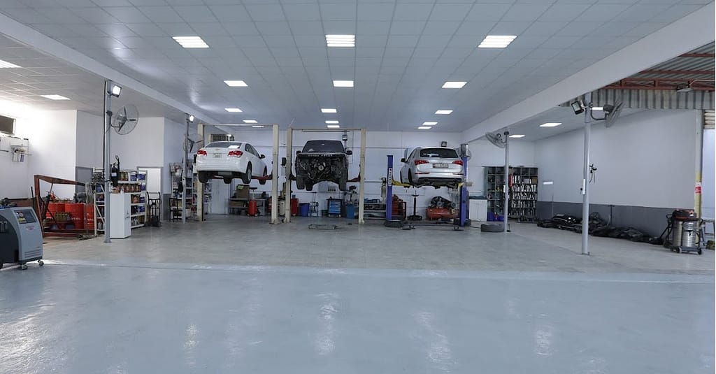 Restore W/ 1 Or 4 Alloy Rim Repairs Or 2 Or 4 Caliper Fancy Paint Dubai car Shop Online at Dubai Trades 5