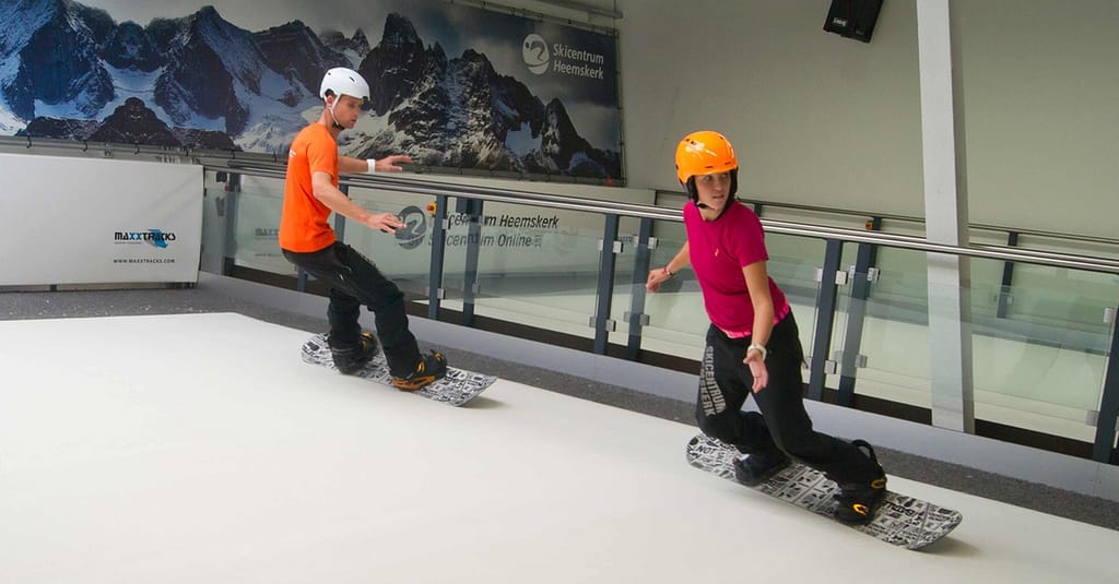 Revolutionise Indoor Ski Sloping At Middle Easts First Maxxtracks! Dubai other Shop Online at Dubai Trades 12