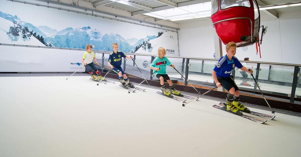 Revolutionise Indoor Ski Sloping At Middle Easts First Maxxtracks! Dubai other Shop Online at Dubai Trades 10