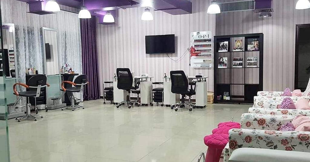 Root Colour, Wash And Normal Dry Dubai other Shop Online at Dubai Trades 3