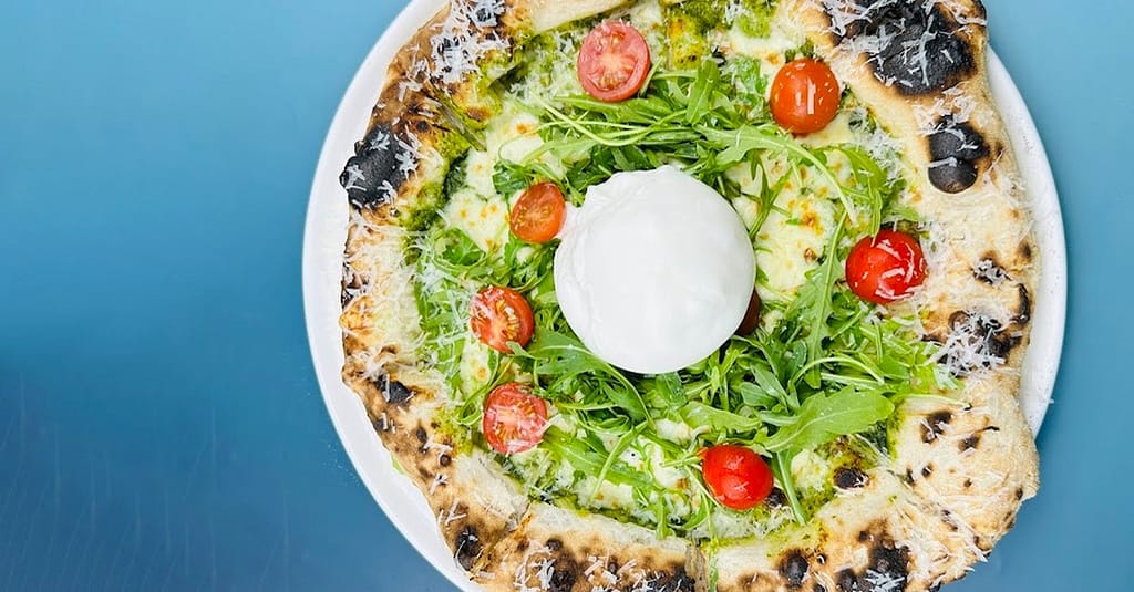 Savor Any 1, 2, Or 4 Pizzas With 1, 2, Or 4 Soft Drink In Business Bay Dubai restaurants Shop Online at Dubai Trades 4
