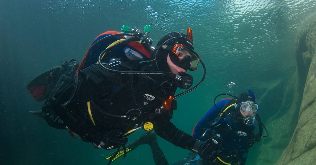 Scuba Diving Experience Dubai activities Shop Online at Dubai Trades 3