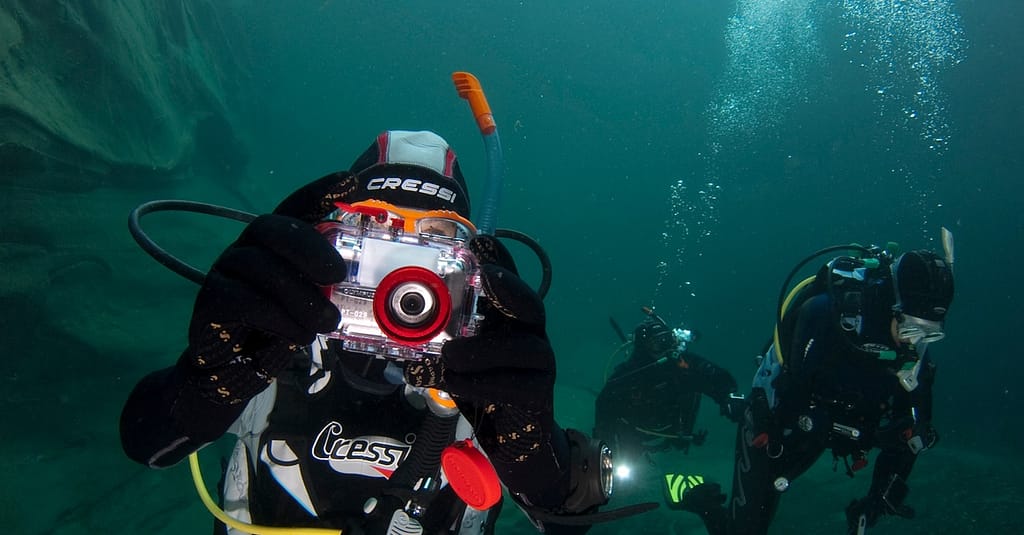 Scuba Diving Experience Dubai activities Shop Online at Dubai Trades 4