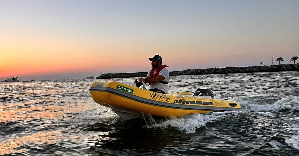 Self-Drive Boat Tours: 30, 60, Or 60 Min For Up To 4 Dubai activities Shop Online at Dubai Trades 3