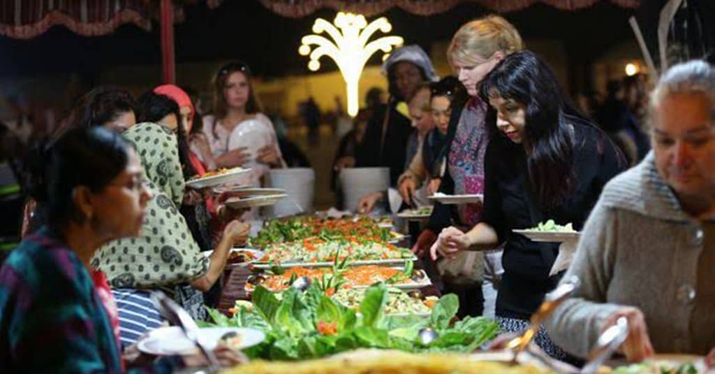 Self-Drive Desert Safari Tour With Live Entertainment, Dinner And More Dubai package Shop Online at Dubai Trades 7