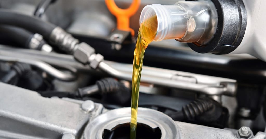 Oil Change – Full Service Dubai car Shop Online at Dubai Trades 2
