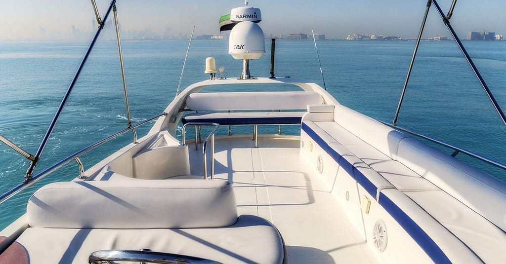 Set Sail On Luxury: One Or Two Hour Cruise For Every Occasion! Dubai activities Shop Online at Dubai Trades 11
