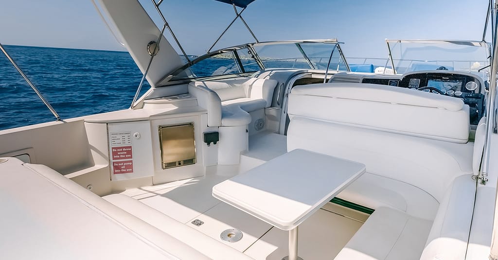 Set Sail On Luxury: One Or Two Hour Cruise For Every Occasion! Dubai activities Shop Online at Dubai Trades 20