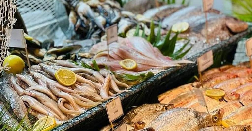 Sip And Savour: Premium Italian / Seafood Night With Soft Drinks Abu Dhabi restaurants Shop Online at Dubai Trades 4