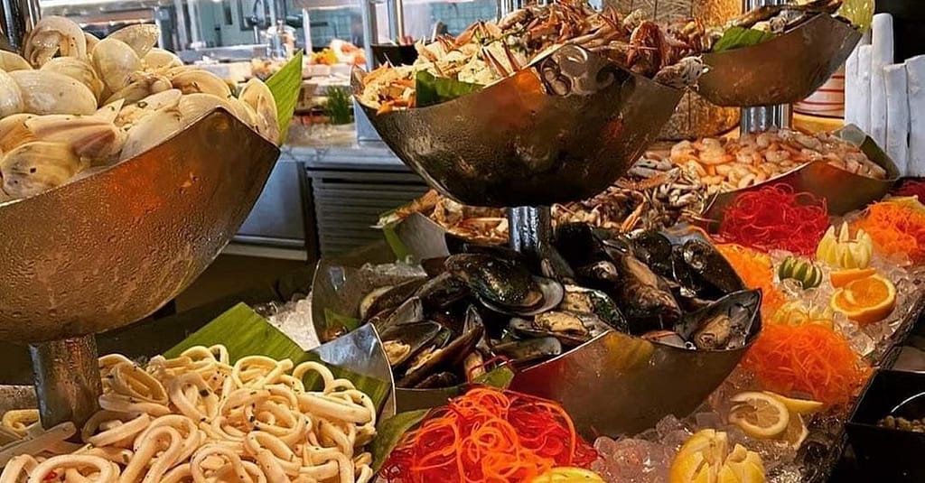 Sip And Savour: Premium Italian / Seafood Night With Soft Drinks Abu Dhabi restaurants Shop Online at Dubai Trades 9