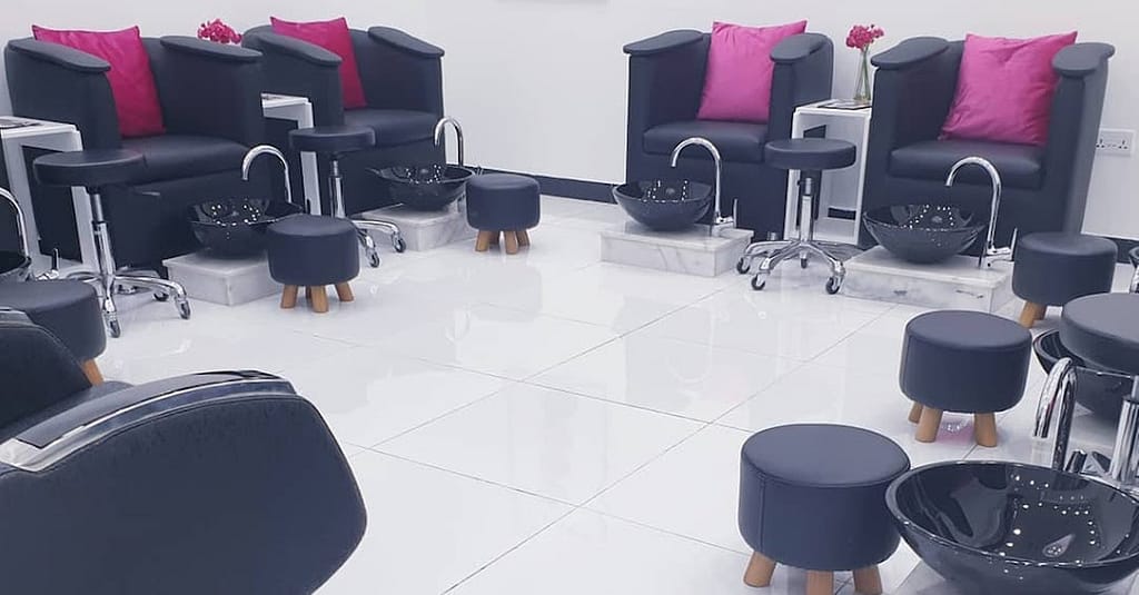 Smooth, Silky, And Sensational: Unveil Your Skin With Expert Waxing! Dubai other Shop Online at Dubai Trades 3