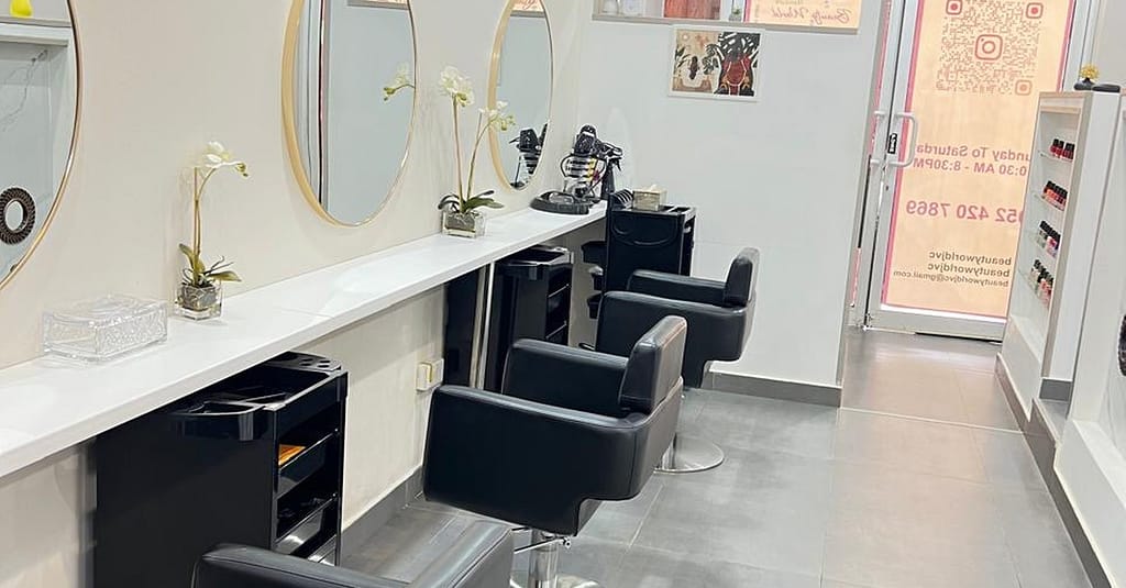 Smooth Skin With A Full Arm, Leg, & Underarm And More Waxing Services Dubai other Shop Online at Dubai Trades 7