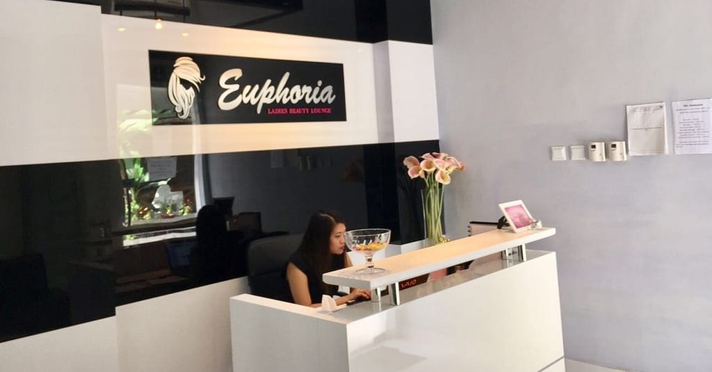 Pamper Your Nails With Exclusive Manicure And Pedicure Services Dubai other Shop Online at Dubai Trades 4