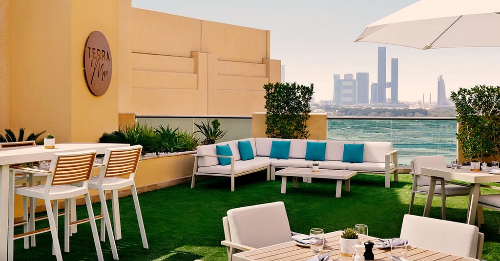 Sunday Rooftop Brunch W/ Bottomless Soft Beverages At Marriott Hotel Dubai restaurants Shop Online at Dubai Trades 5