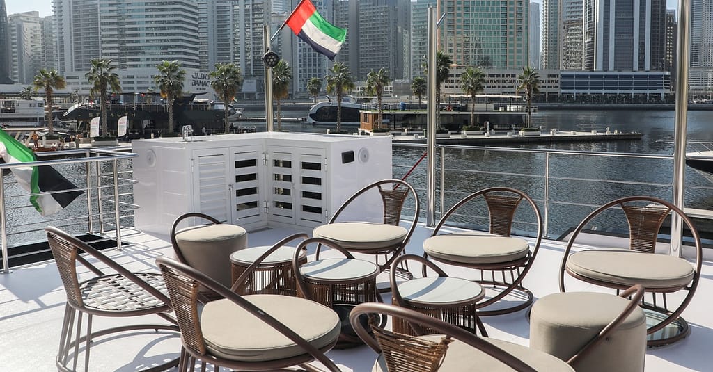 Tour – Boat Dubai package Shop Online at Dubai Trades 3
