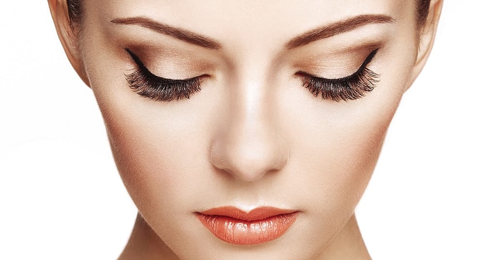 Transform Look: Exclusive Voucher For Stunning Eyelash Extensions! Dubai other Shop Online at Dubai Trades 2