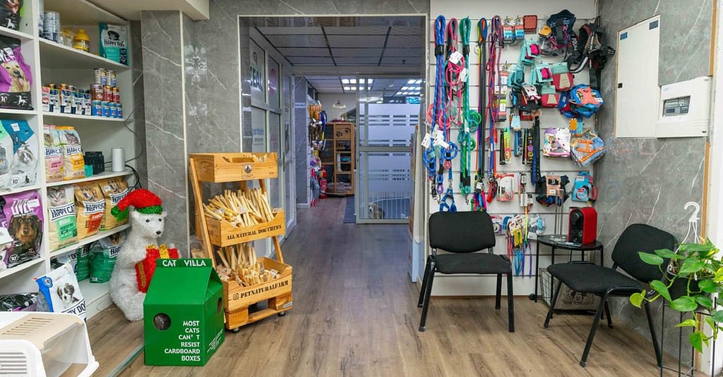 Treat Your Pet To The Ultimate Vip Experience Dubai other Shop Online at Dubai Trades 12