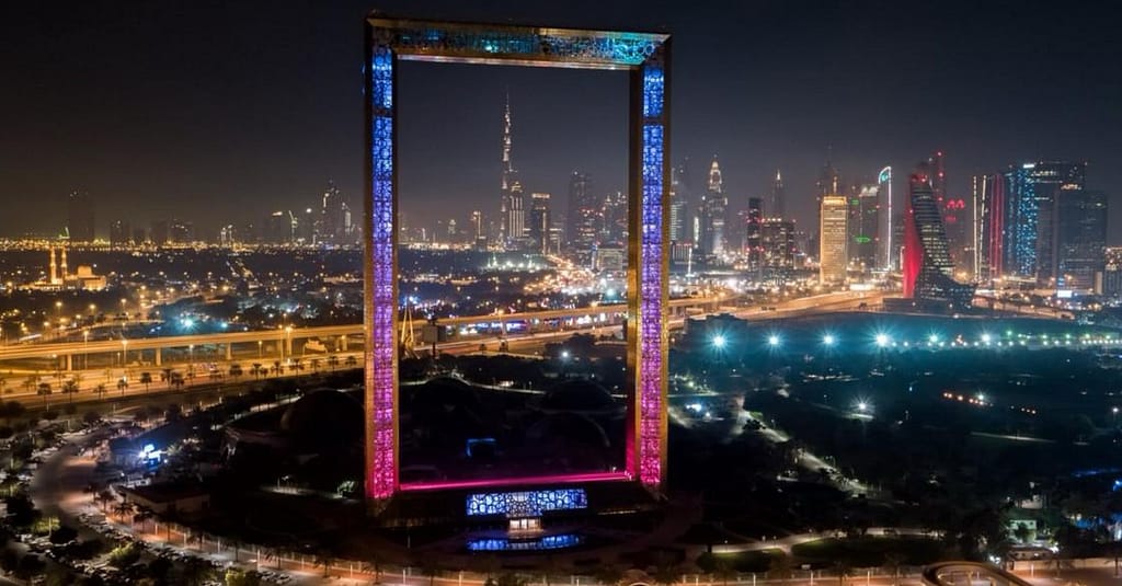 Unleash The Magic Of Dubai: Explore Top Attractions Hassle-Free! National Deal package Shop Online at Dubai Trades 7