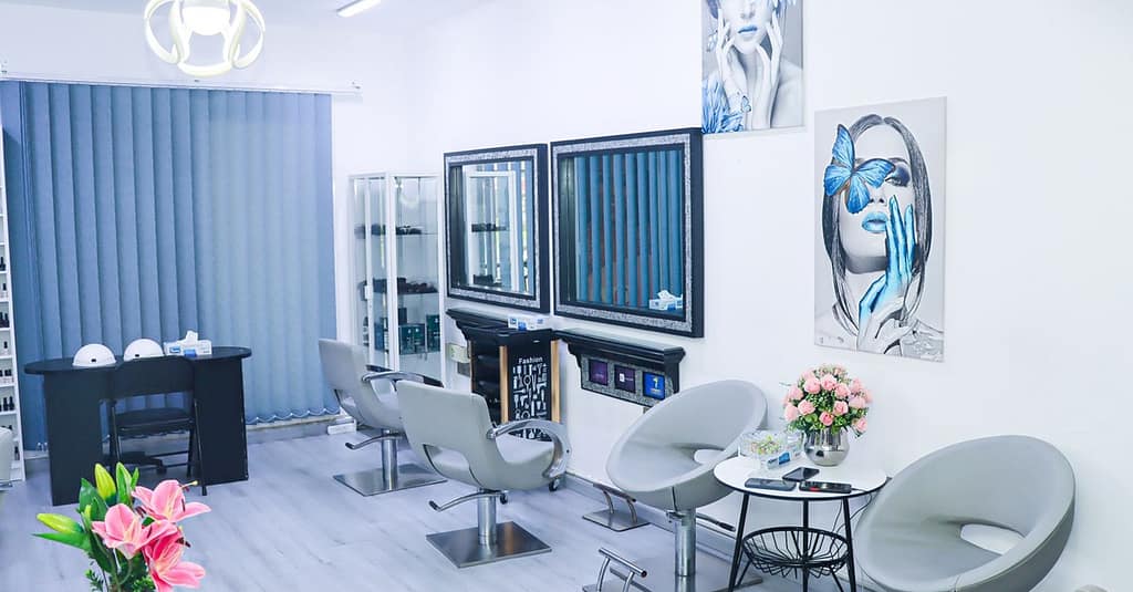 Unleash Your Inner Diva With Luxurious Mani-Pedi Packages! Dubai other Shop Online at Dubai Trades 7