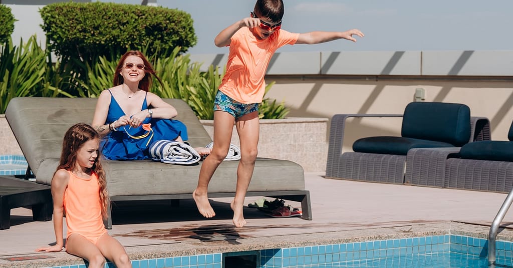 Unlimited Breakfast + Pool Access For 1 Child Or 1, 2, 4, Or 6 Adults Dubai restaurants Shop Online at Dubai Trades 4