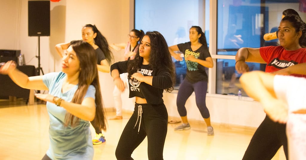 Up To 25% Off On At James And Alex Dance Studios Dubai other Shop Online at Dubai Trades 17