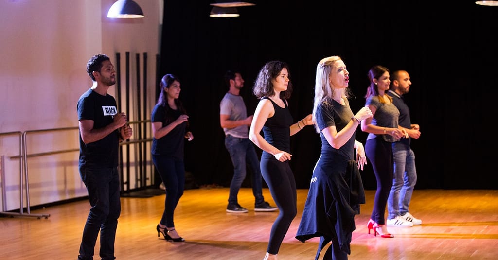 Up To 25% Off On At James And Alex Dance Studios Dubai other Shop Online at Dubai Trades 19