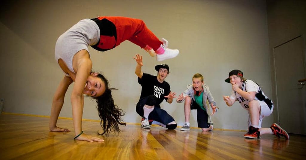 Up To 25% Off On At James And Alex Dance Studios Dubai other Shop Online at Dubai Trades 5