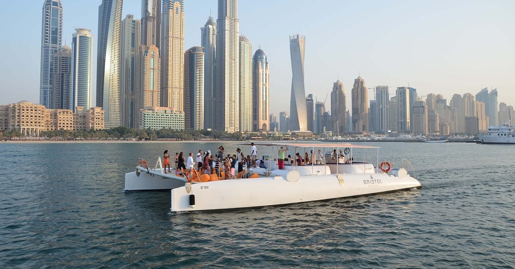 Up To 29% Off On Boat Tour Dubai package Shop Online at Dubai Trades 2
