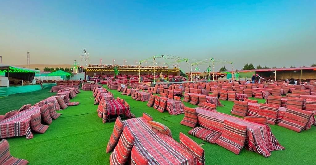 Up To 30% Off On Desert Safari Dubai Live Entertainment Dubai package Shop Online at Dubai Trades 4