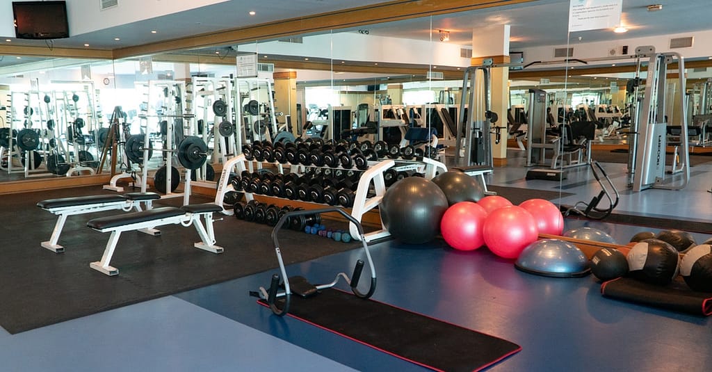 Up To 44% Off On At Dhabi Health Club Abu Dhabi other Shop Online at Dubai Trades 4