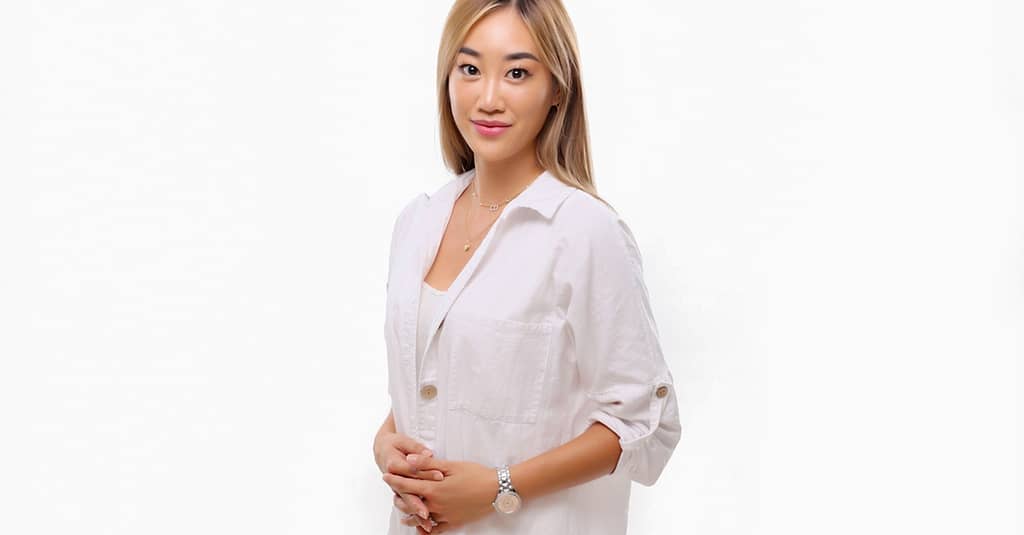 Up To 52% Off On At Mirrorless Photo Studio Dubai other Shop Online at Dubai Trades 5