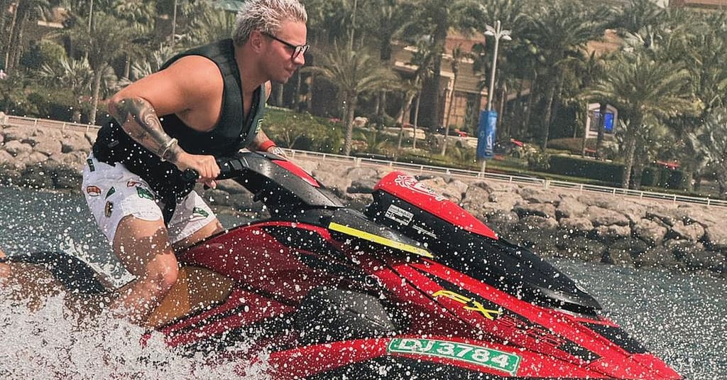Up To 56% Off On At 1937 Watersports Dubai activities Shop Online at Dubai Trades 7