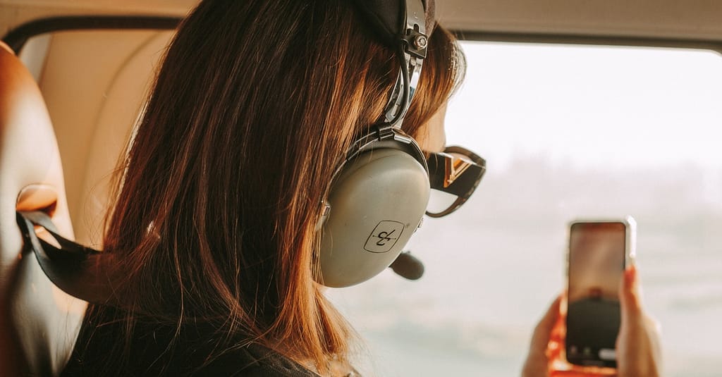 Up To One-Hour Helicopter Flying Tour At Falcon Aviation Services Dubai package Shop Online at Dubai Trades 4