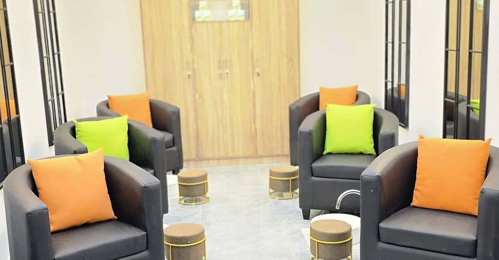 Upgrade Your Nail Care: Classic Or Gelish Manicure And Pedicure Dubai other Shop Online at Dubai Trades 3