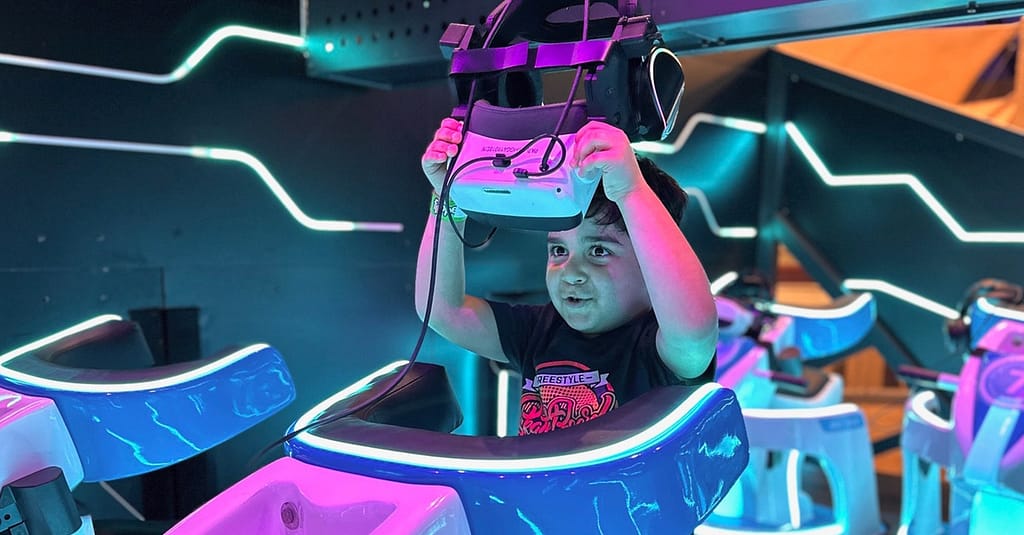 Virtual Reality Thrills With Cutting-Edge Visuals Await You Sharjah & N. Emirates activities Shop Online at Dubai Trades 4