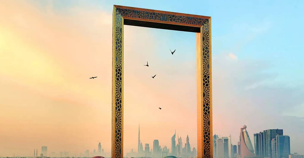 Visit Dubai Frame W/ Lost Chamber Aquarium, Dubai Aquarium & Img World Dubai package Shop Online at Dubai Trades 9