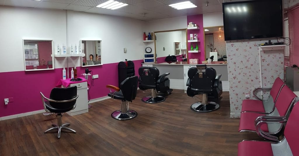 Wash, Cut, Condition And Blow-Dry Abu Dhabi other Shop Online at Dubai Trades 4